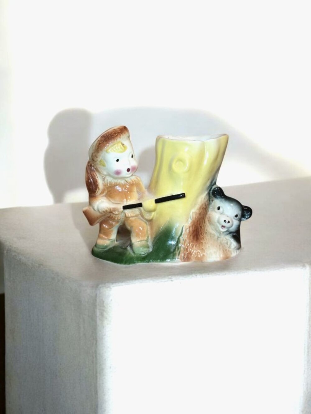 Vintage American Bisque Davy Crockett With Bear And Rifle Ceramic Planter 1950s